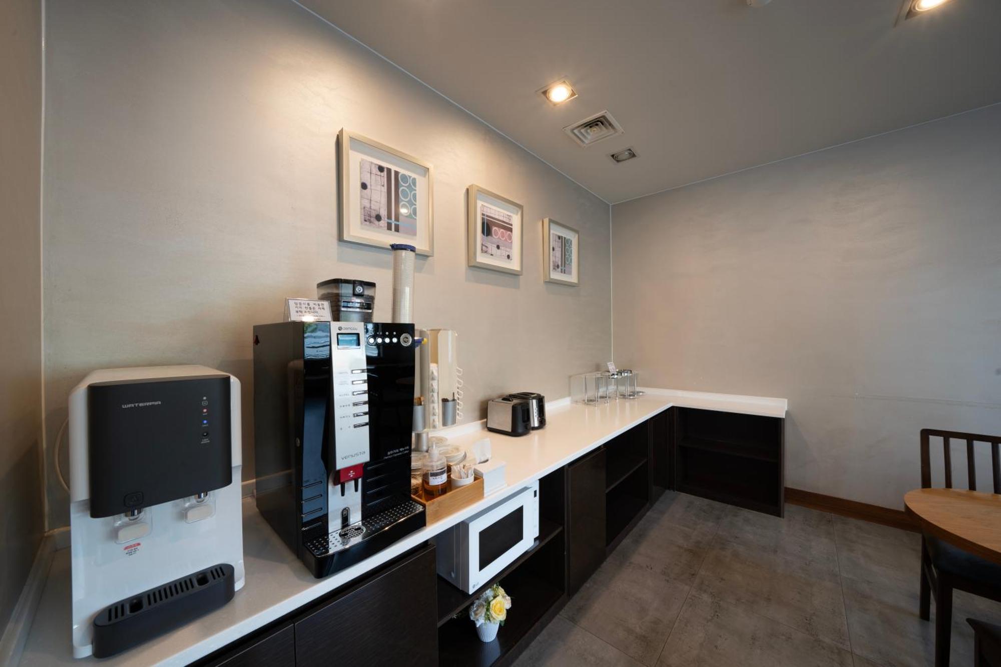 I-Check Hyunjin Hotel Donghae Exterior foto