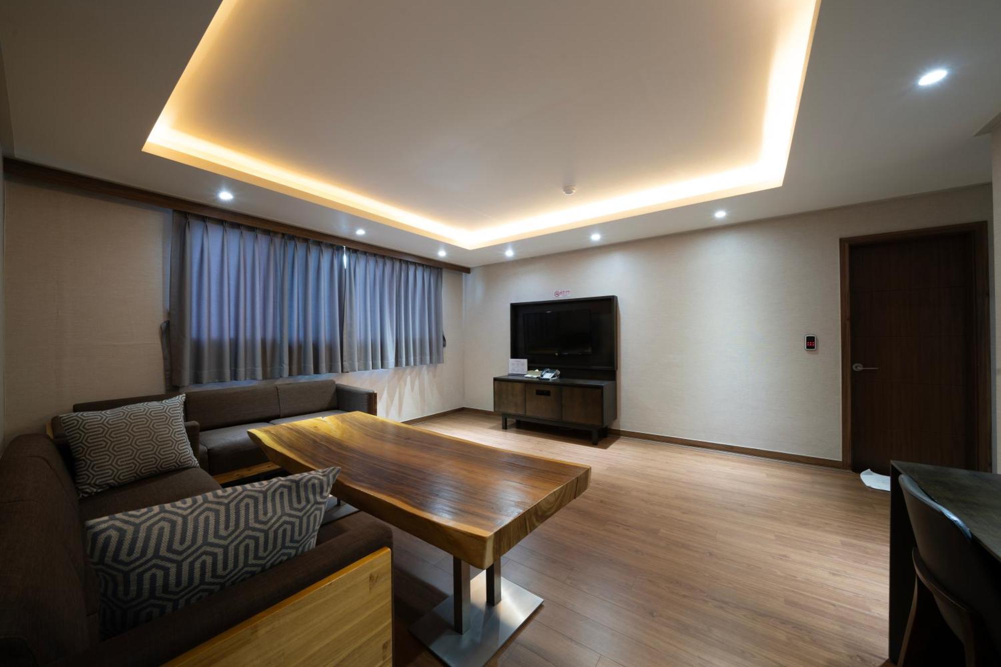 I-Check Hyunjin Hotel Donghae Exterior foto