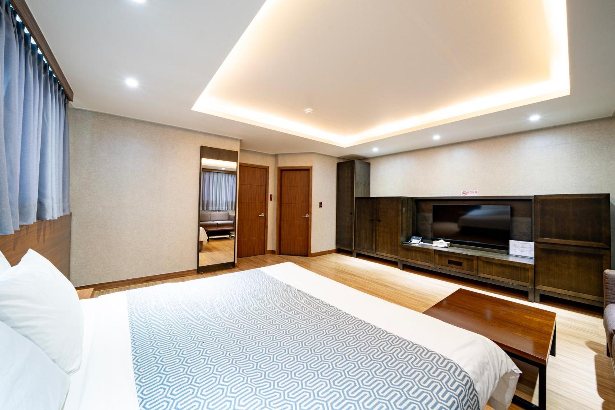 I-Check Hyunjin Hotel Donghae Exterior foto