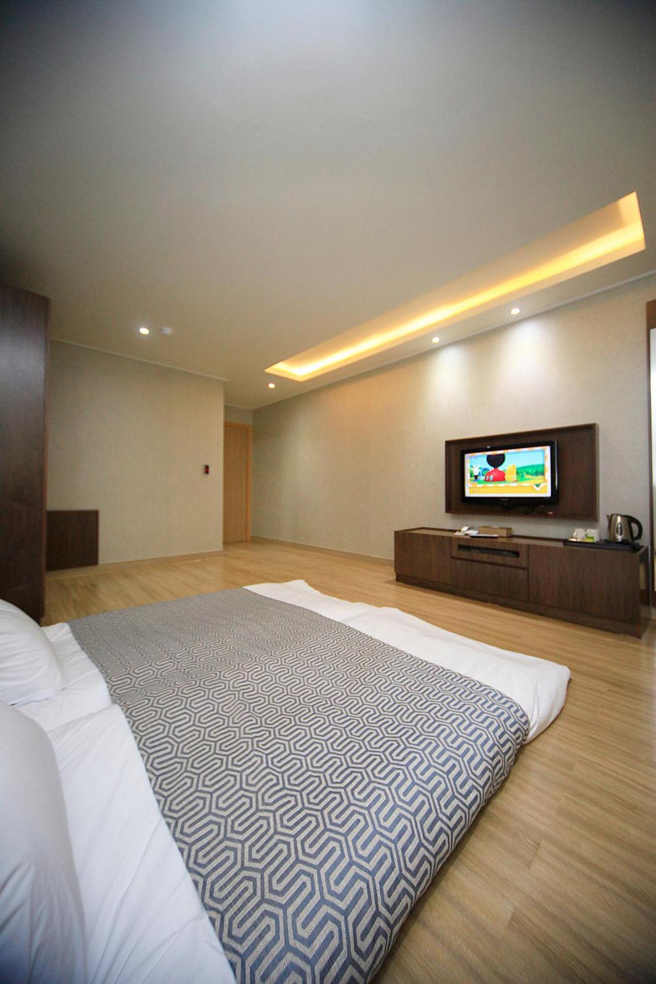 I-Check Hyunjin Hotel Donghae Exterior foto