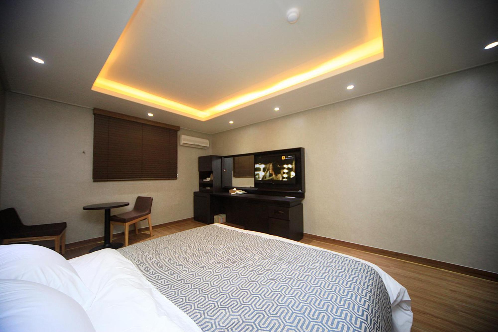 I-Check Hyunjin Hotel Donghae Exterior foto